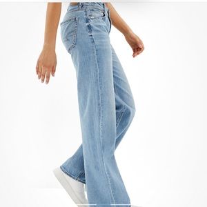 American Eagle low-rise Skater Jean